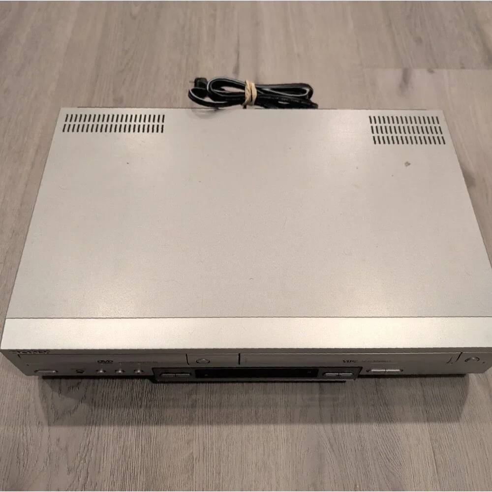 Sony SLV-D300P DVD VCR Combo Player VHS Recorder VHS Works DVD Does Not Work